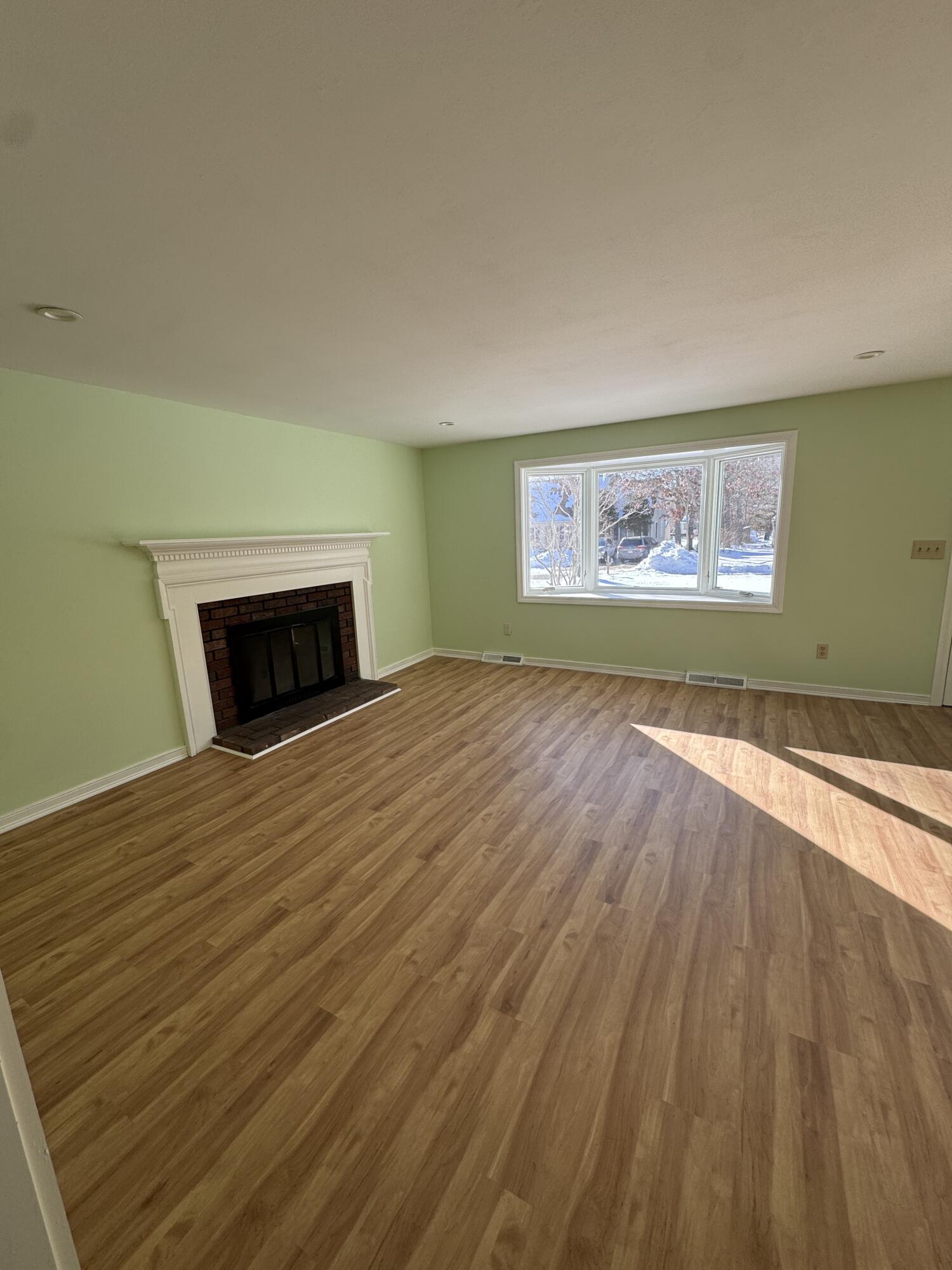 64 Pontiac Street Hyannis, MA 02601 - Photo 4 of 8 IMG_2850