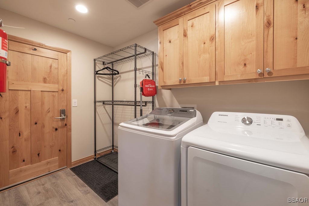 848 E Lane Big Bear City, CA 92314 - Photo 11 of 35