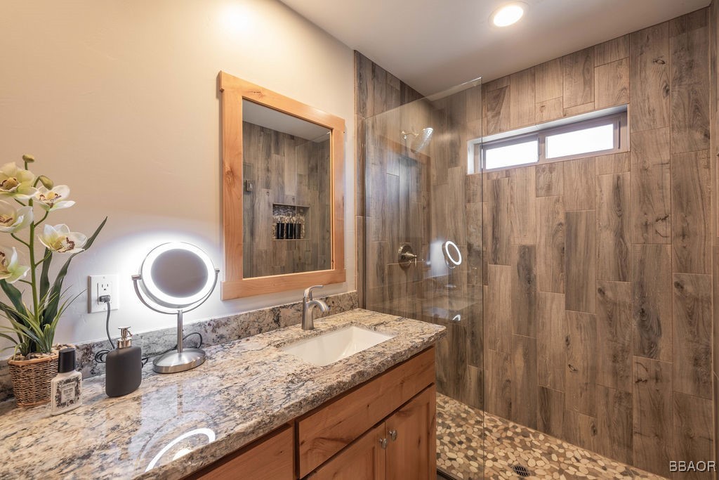 848 E Lane Big Bear City, CA 92314 - Photo 16 of 35