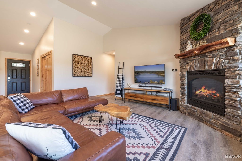 848 E Lane Big Bear City, CA 92314 - Photo 3 of 35