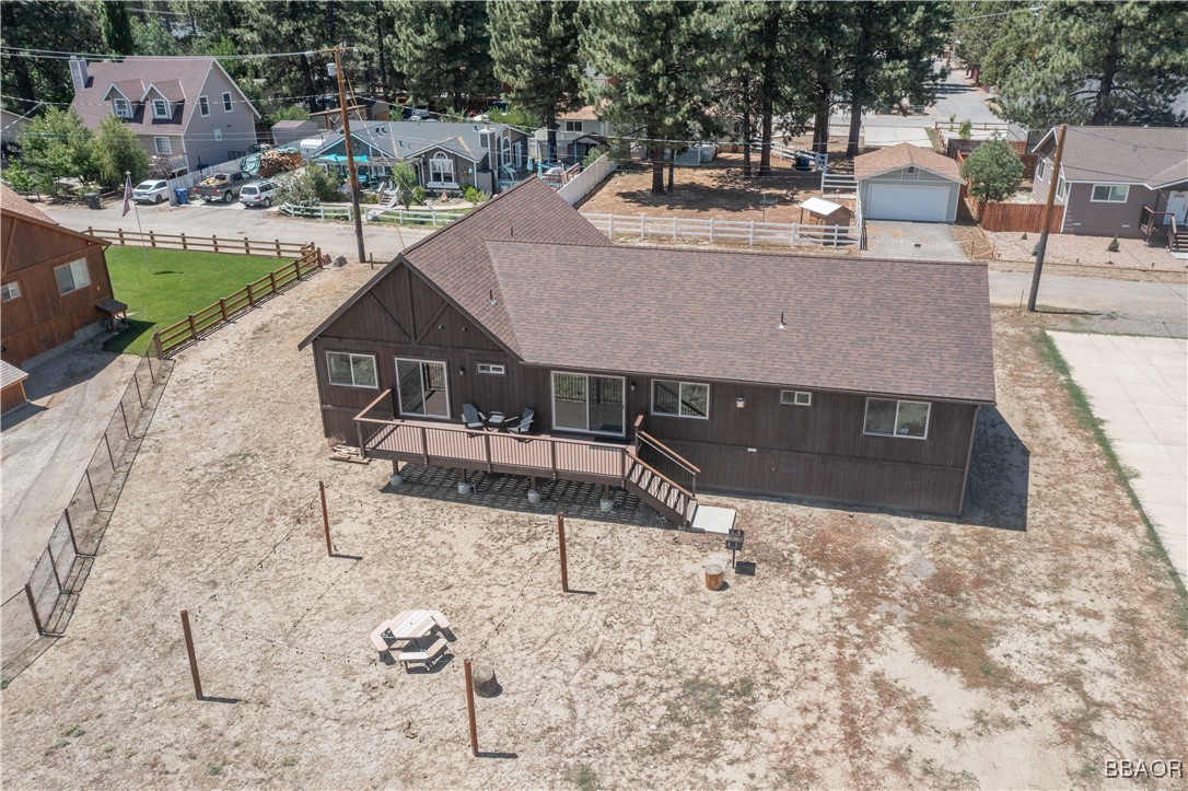 848 E Lane Big Bear City, CA 92314 - Photo 31 of 35