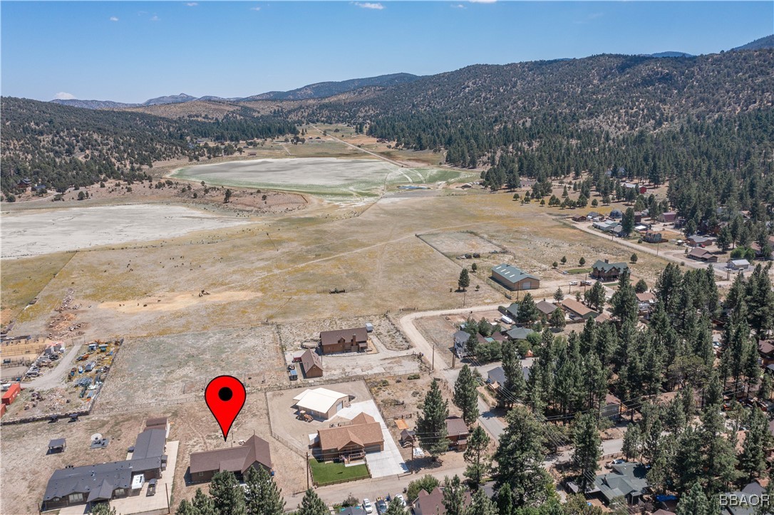 848 E Lane Big Bear City, CA 92314 - Photo 33 of 35