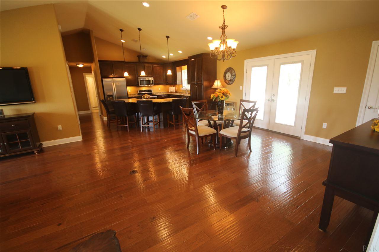 4070 Range Road Jay, FL 32565 - Photo 11 of 40