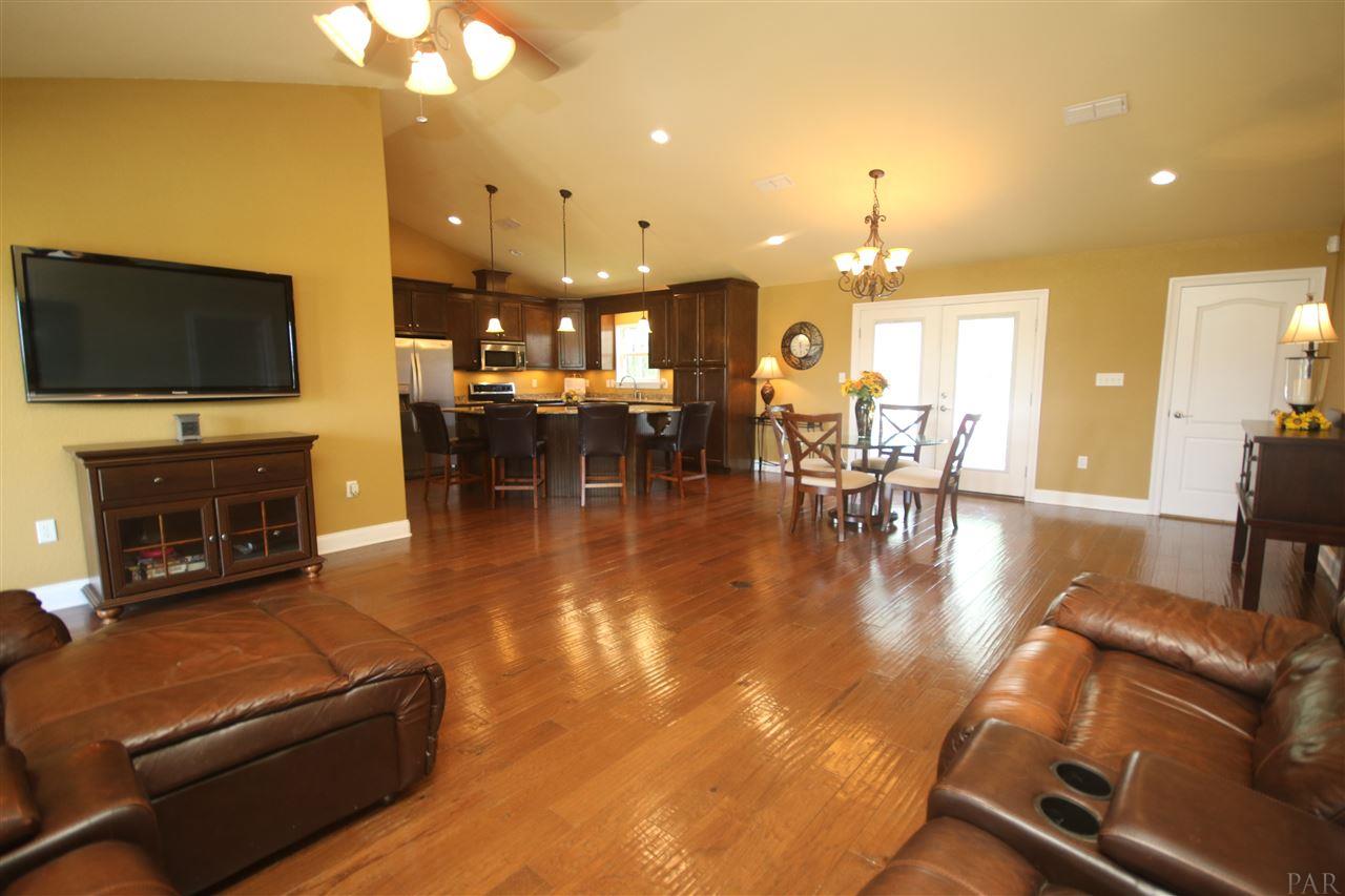 4070 Range Road Jay, FL 32565 - Photo 12 of 40