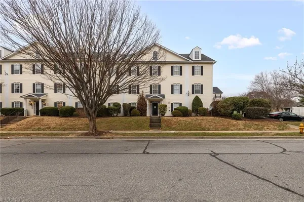 $167,900 | 2204 Tanner Grove Court, Kernersville, NC 27284