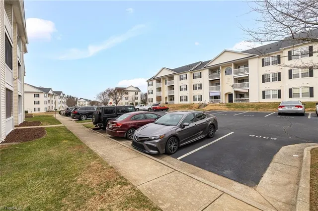 $167,900 | 2204 Tanner Grove Court, Kernersville, NC 27284