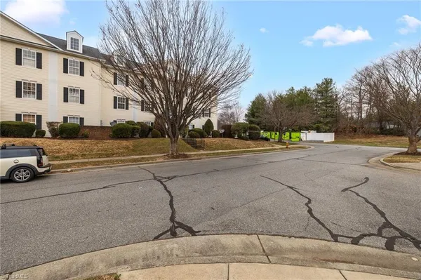 $167,900 | 2204 Tanner Grove Court, Kernersville, NC 27284