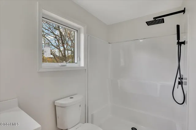 $595,000 | 399 Snyders Corners Road, Poestenkill, NY 12018