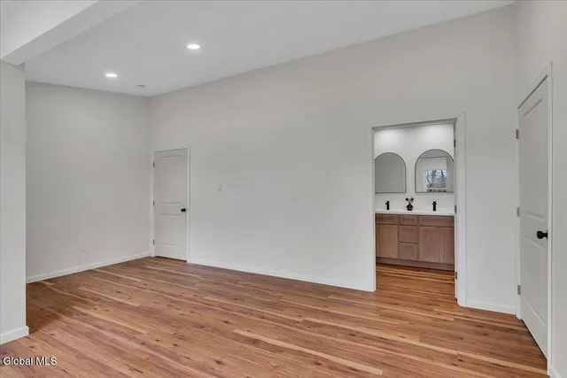 $595,000 | 399 Snyders Corners Road, Poestenkill, NY 12018