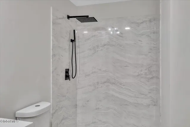 $595,000 | 399 Snyders Corners Road, Poestenkill, NY 12018