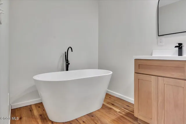 $595,000 | 399 Snyders Corners Road, Poestenkill, NY 12018