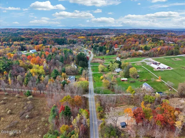 $595,000 | 399 Snyders Corners Road, Poestenkill, NY 12018