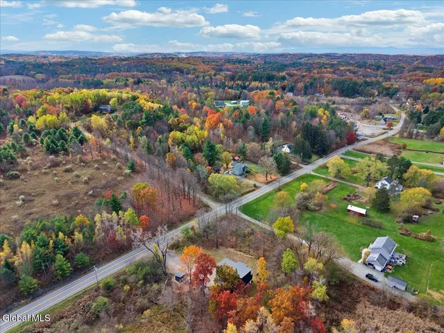 $595,000 | 399 Snyders Corners Road, Poestenkill, NY 12018