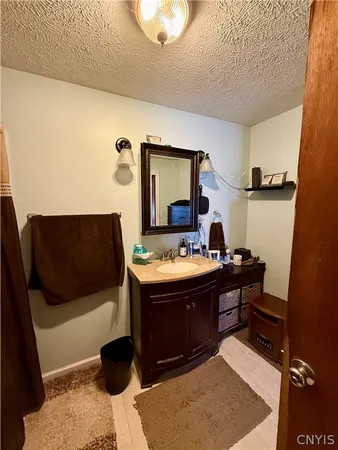 $198,500 | 1230 Earlville Road, Hamilton, NY 13332