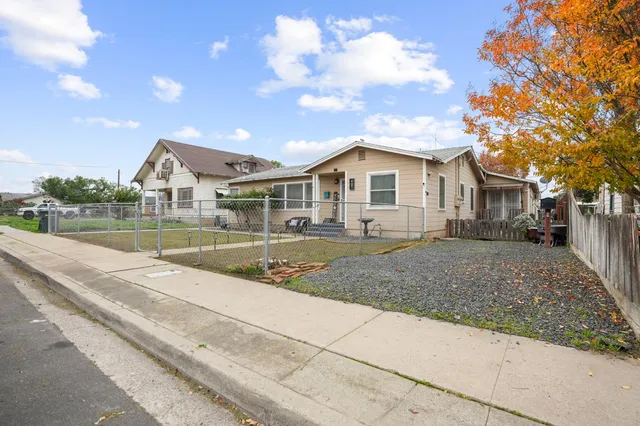 a view of house with a outdoor space