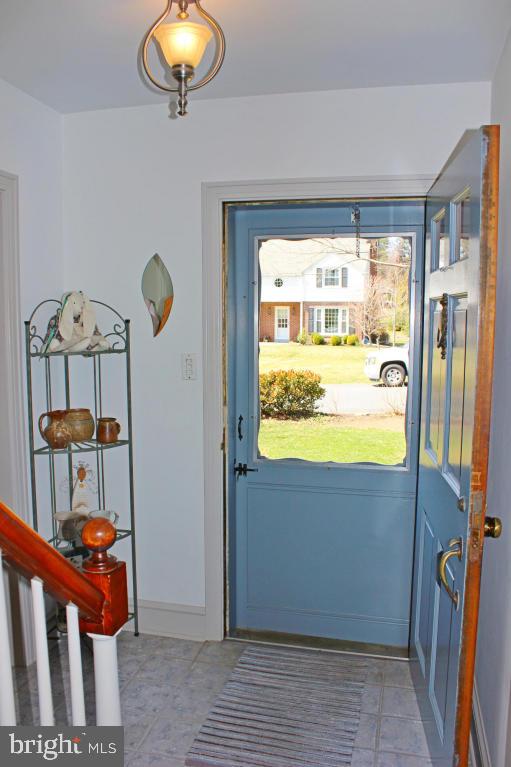 2323 Norwick Road Lancaster, PA 17601 - Photo 3 of 45 Gallery Image 3
