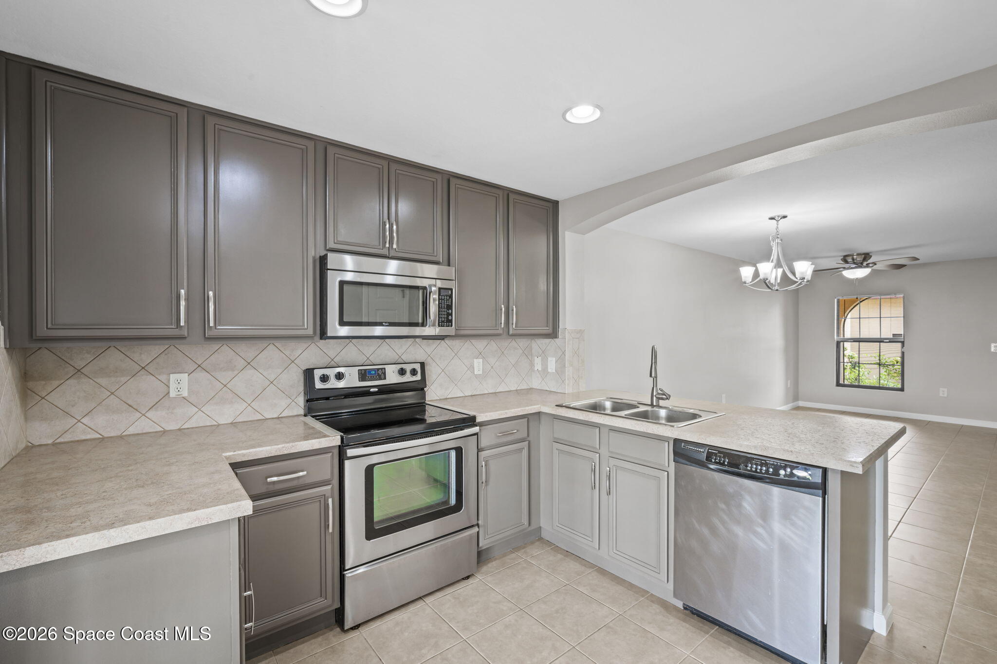 4550 Radiant Way, Unit 102 Melbourne, FL 32901 - Photo 15 of 42 15-web-or-mls-RADIANT.36_1