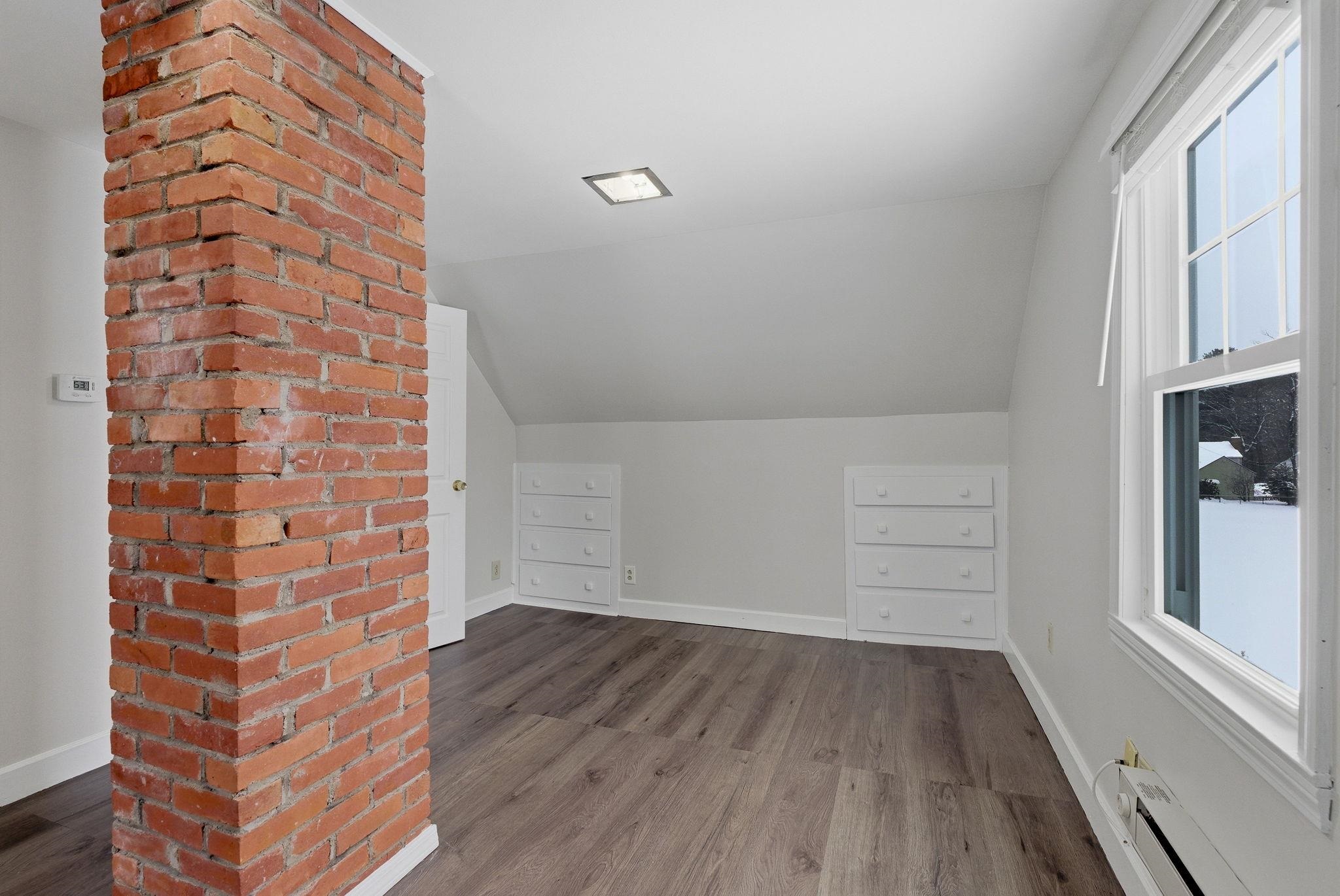 25 East Dunstable Road Nashua, NH 03060 - Photo 20 of 40 Gallery Image 20