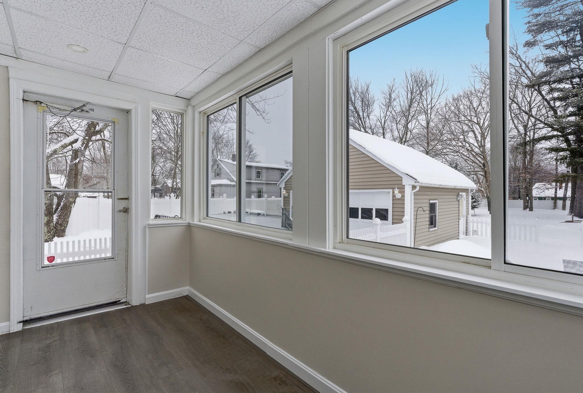 25 East Dunstable Road Nashua, NH 03060 - Photo 32 of 40 Gallery Image 32