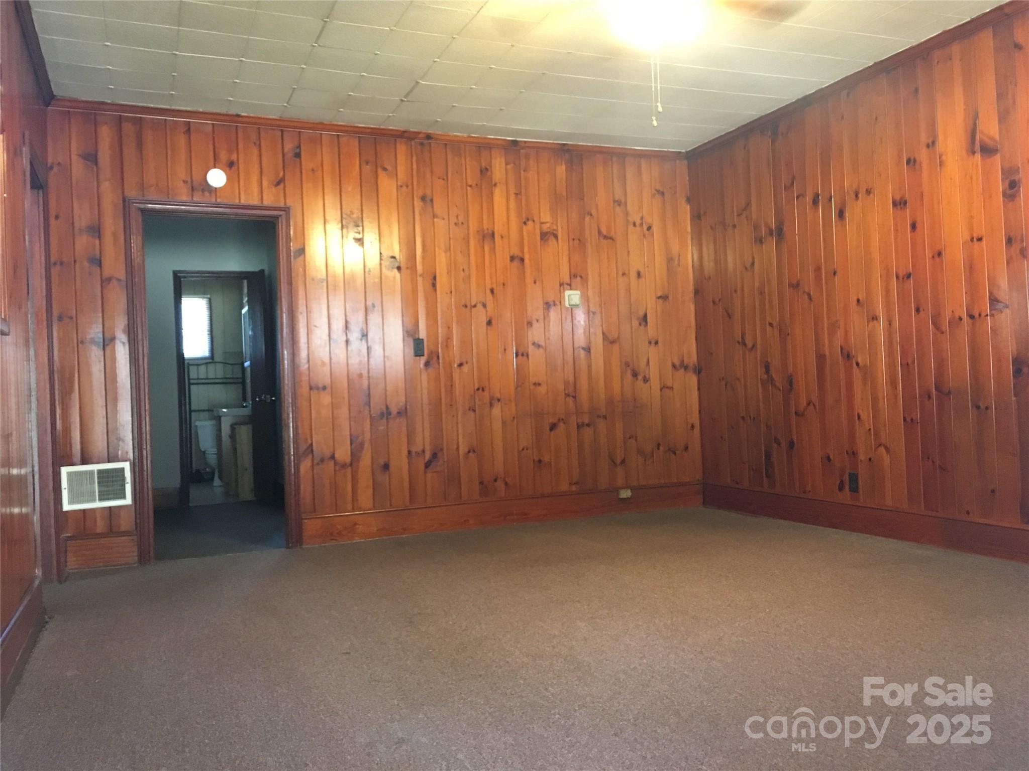 12725 Moores Chapel Road Charlotte, NC 28214 - Photo 12 of 17