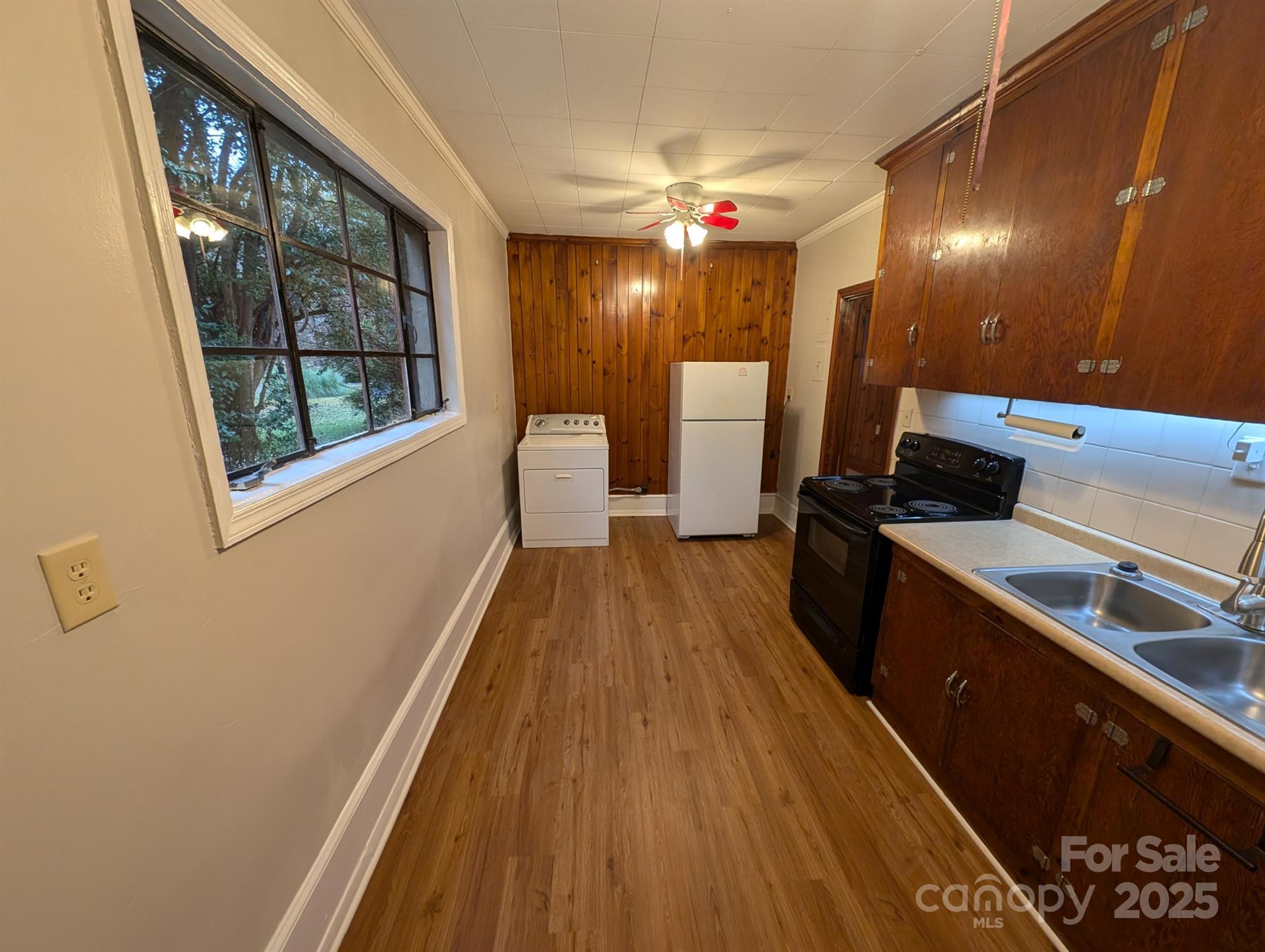 12725 Moores Chapel Road Charlotte, NC 28214 - Photo 7 of 17