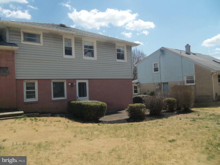 1008 Creswood Road Philadelphia, PA 19115 - Photo 16 of 16 Exterior Back