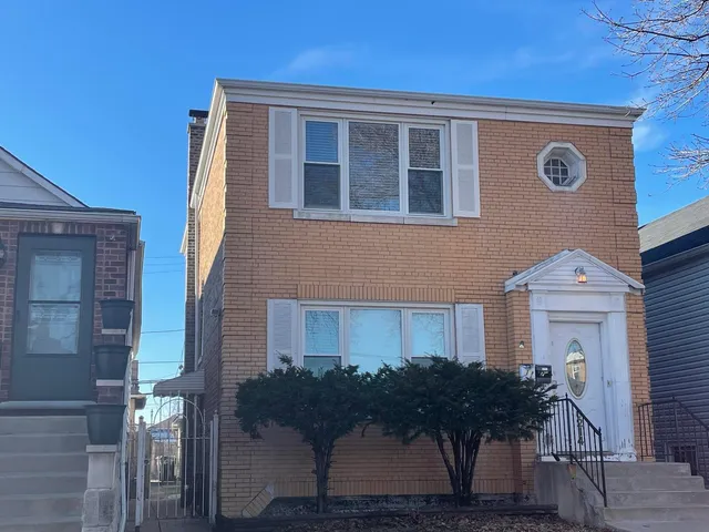 $1,275 | 6214 South Kilpatrick Avenue, Unit 2, Chicago, IL 60629