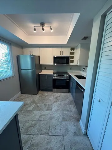 $2,400 | 500 New York Avenue, Unit 29, Dunedin, FL 34698