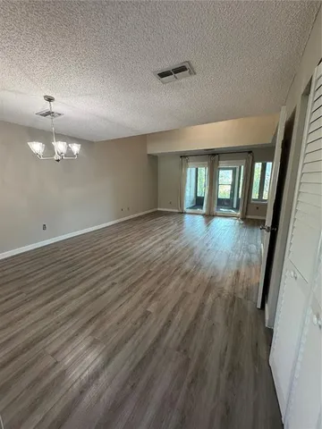 $2,400 | 500 New York Avenue, Unit 29, Dunedin, FL 34698