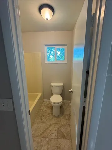 $2,400 | 500 New York Avenue, Unit 29, Dunedin, FL 34698