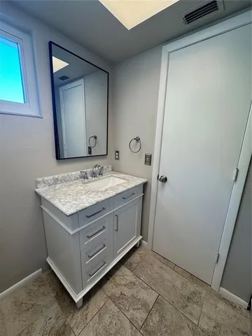 $2,400 | 500 New York Avenue, Unit 29, Dunedin, FL 34698