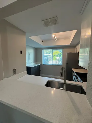 $2,400 | 500 New York Avenue, Unit 29, Dunedin, FL 34698