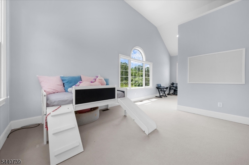 61 Perryville Road Pittstown, NJ 08867 - Photo 17 of 48