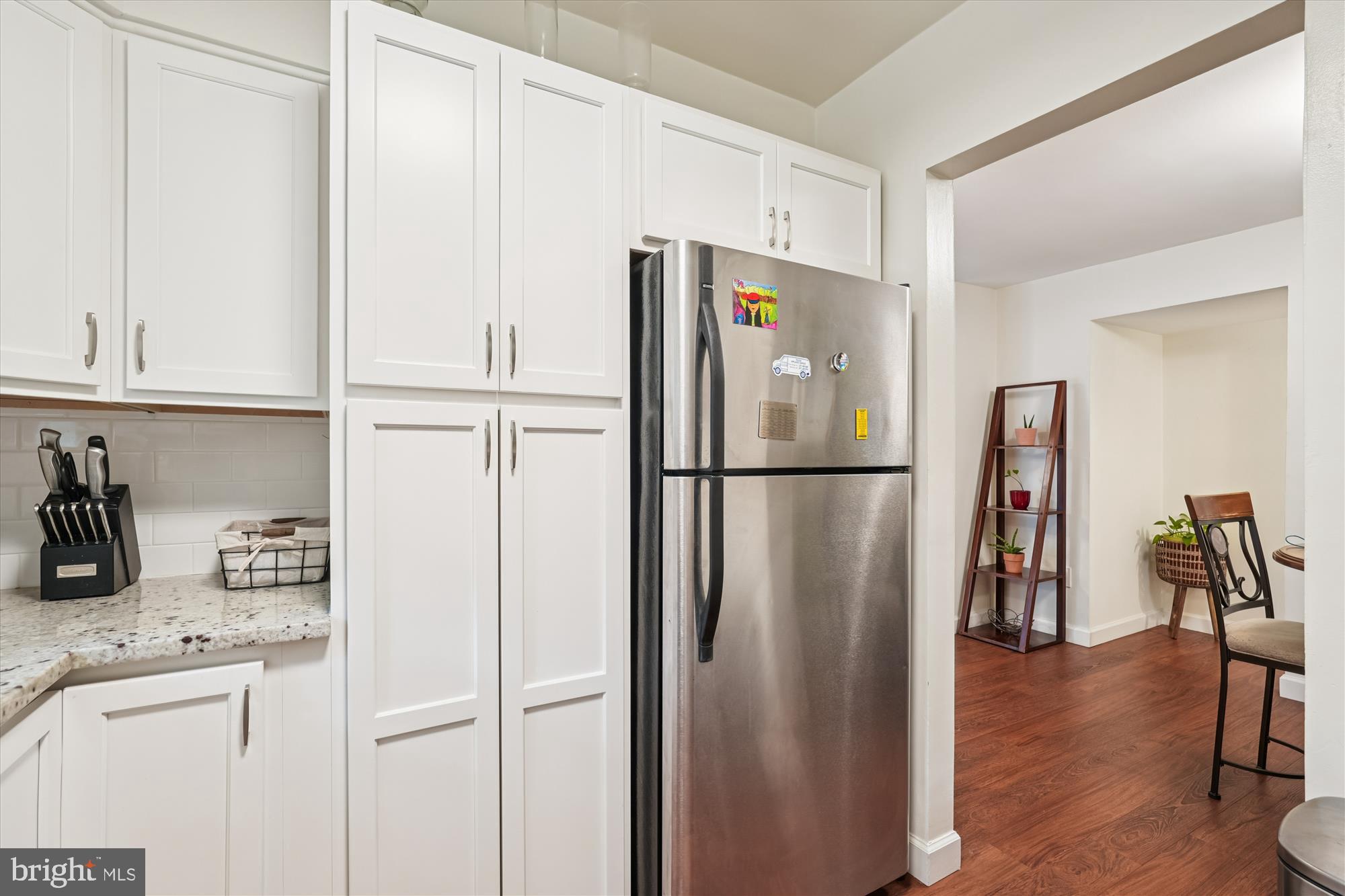 17800 Buehler Road, Unit 3 Olney, MD 20832 - Photo 9 of 28 Remodeled Kitchen with Granite & Stainless