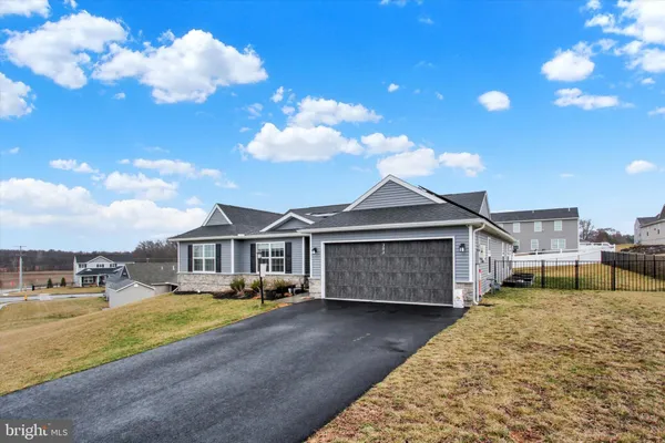 $450,000 | 303 Normandy Lane, Dillsburg, PA 17019