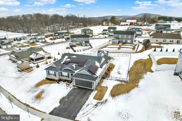 $450,000 | 303 Normandy Lane, Dillsburg, PA 17019