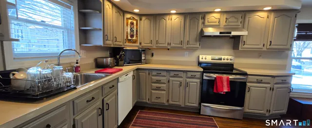 $399,900 | 287 Hansen Avenue, Bridgeport, CT 06605