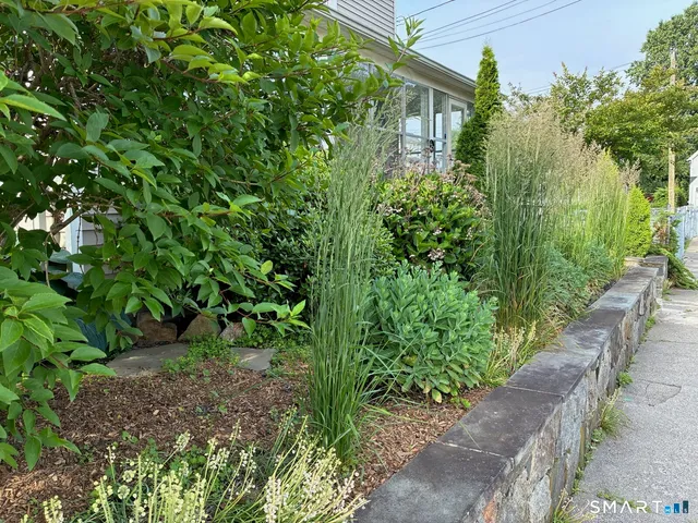 $399,900 | 287 Hansen Avenue, Bridgeport, CT 06605