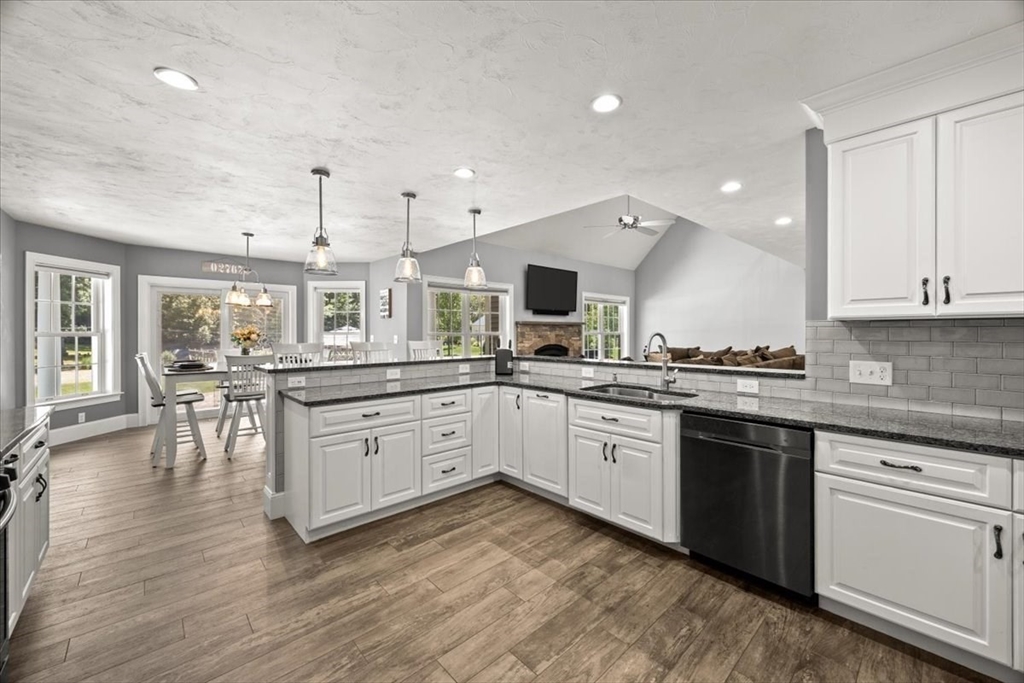 59 Ninas Way Raynham, MA 02767 - Photo 6 of 42