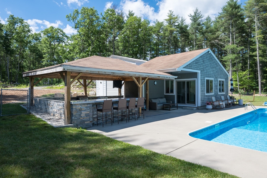 28 Gammons Road Acushnet, MA 02743 - Photo 9 of 42
