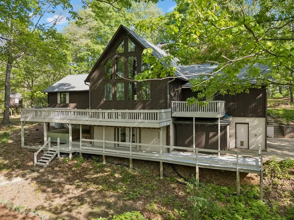$985,000 | 491 Deer Ridge Lane, Nashville, TN 37221