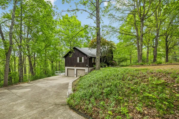 $985,000 | 491 Deer Ridge Lane, Nashville, TN 37221