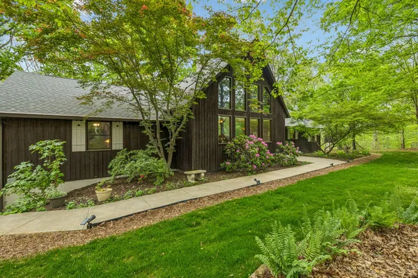 $985,000 | 491 Deer Ridge Lane, Nashville, TN 37221