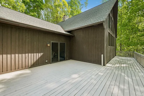$985,000 | 491 Deer Ridge Lane, Nashville, TN 37221