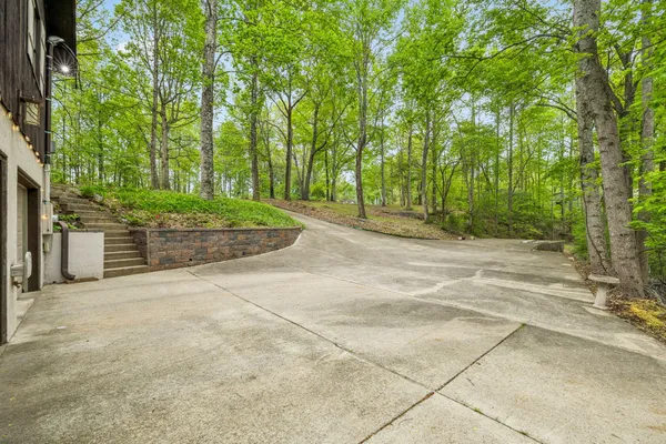 $985,000 | 491 Deer Ridge Lane, Nashville, TN 37221
