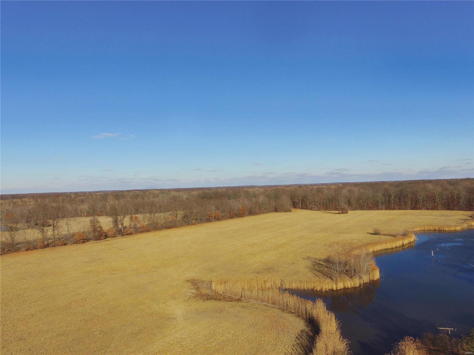 896 Spoonbill Road Louisville, IL 62858 - Photo 12 of 15 Gallery Image 12
