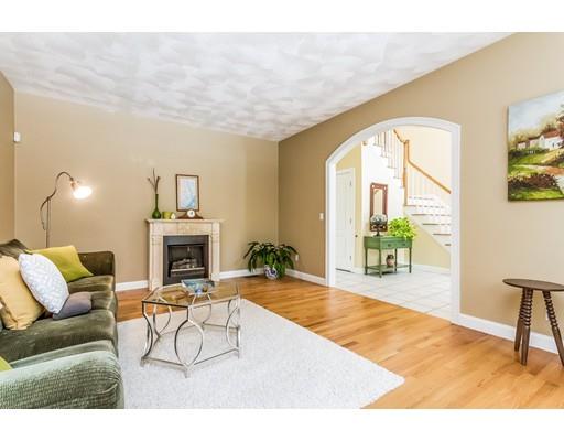 252 Forge Village Road Groton, MA 01450 - Photo 4 of 28 Gallery Image 4
