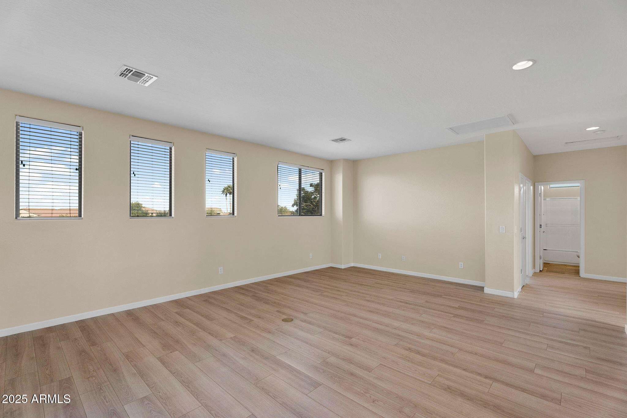 3586 East Riopelle Court Gilbert, AZ 85298 - Photo 28 of 98 28-web-or-mls-3586 E Riopelle Ct-28