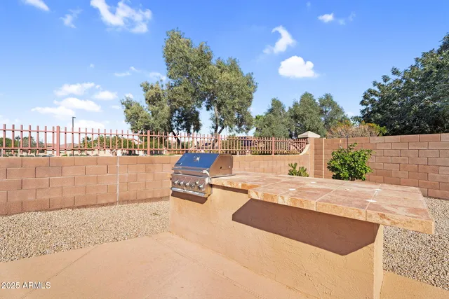 $865,000 | 3586 East Riopelle Court, Gilbert, AZ 85298