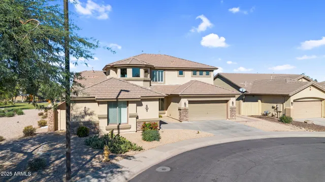$865,000 | 3586 East Riopelle Court, Gilbert, AZ 85298